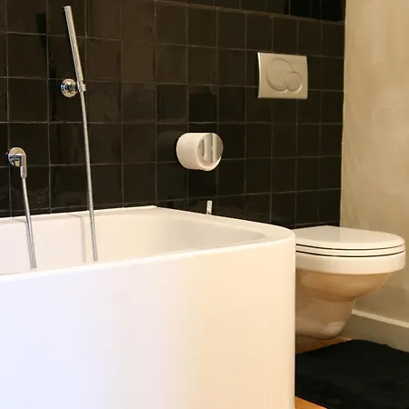 Bed and Breakfast Auberginn 4*